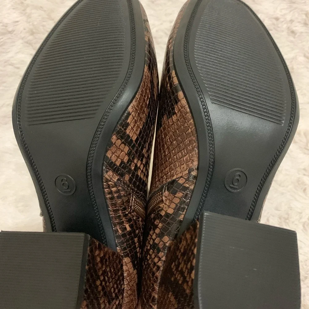 Booties - Picture 5 of 5